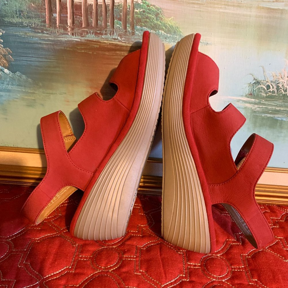 Clarks Red Suede Wedge Sandals - Picture 6 of 12